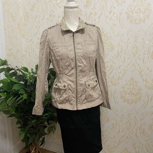 Loft EUC beige/cream jacket in size SP